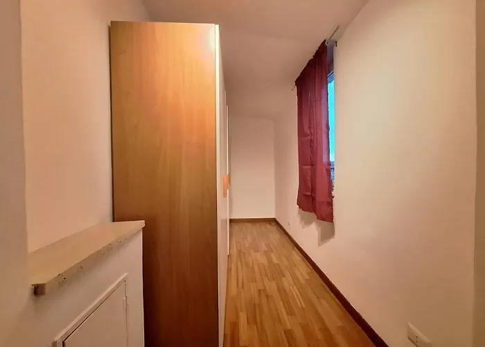 Tiburtina Apartment *